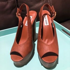 Steve Madden Brown Platform